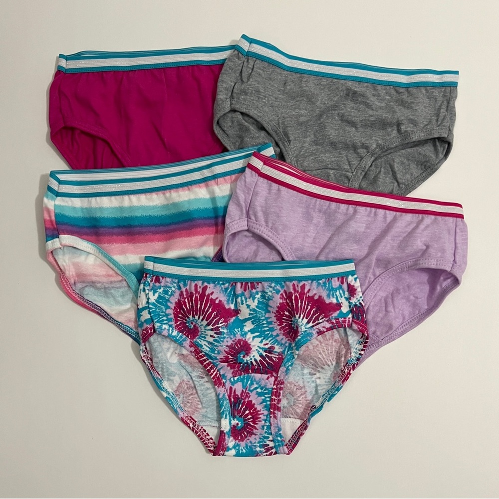Hanes Little Girls Tagless Briefs Size 4 NWOT